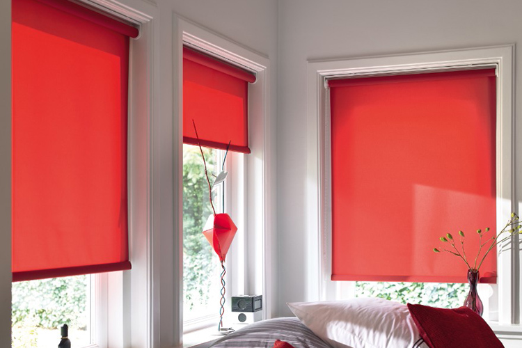 Stores rouleaux FILTERSUN rouge disponible avec un grand choix de couleur